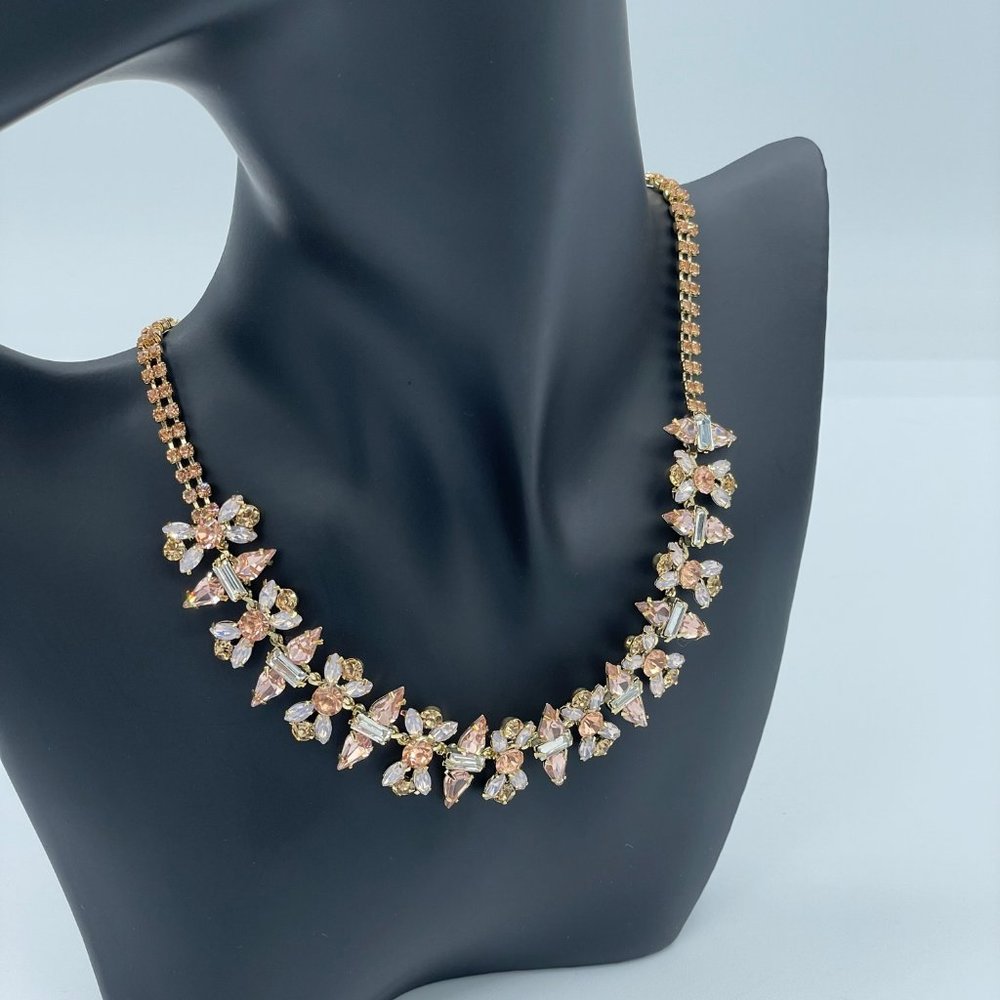 Swarovski Crystal Elements on a Gold toned Necklace - Picture 12 of 15